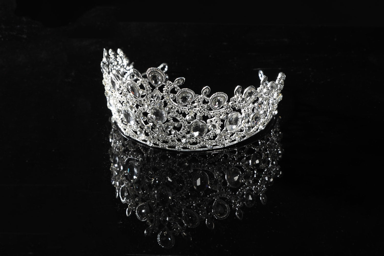 Wicked: For Good Part Two Galinda Dress with Crown Cosplay Costumes